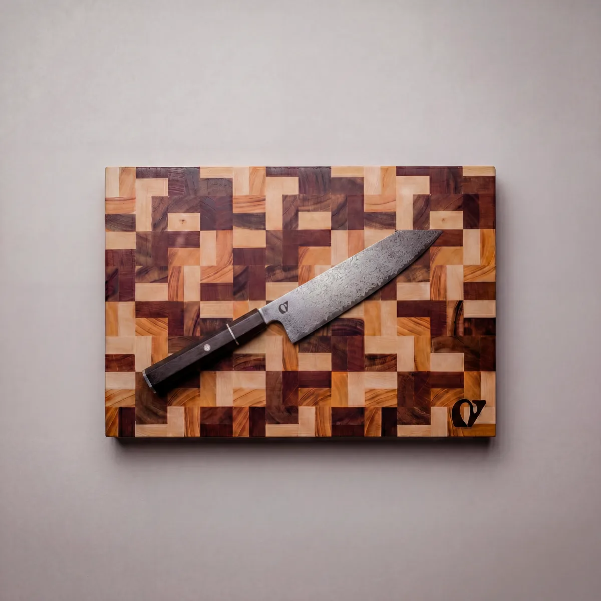Notorious chopping board and chef knife bundle
